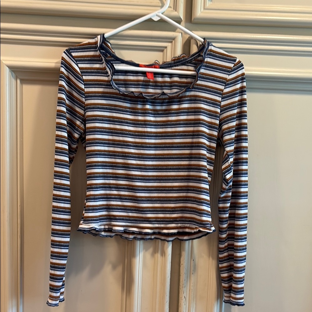 Chelsea & Violet Blue and White Fitted Crop Blouse